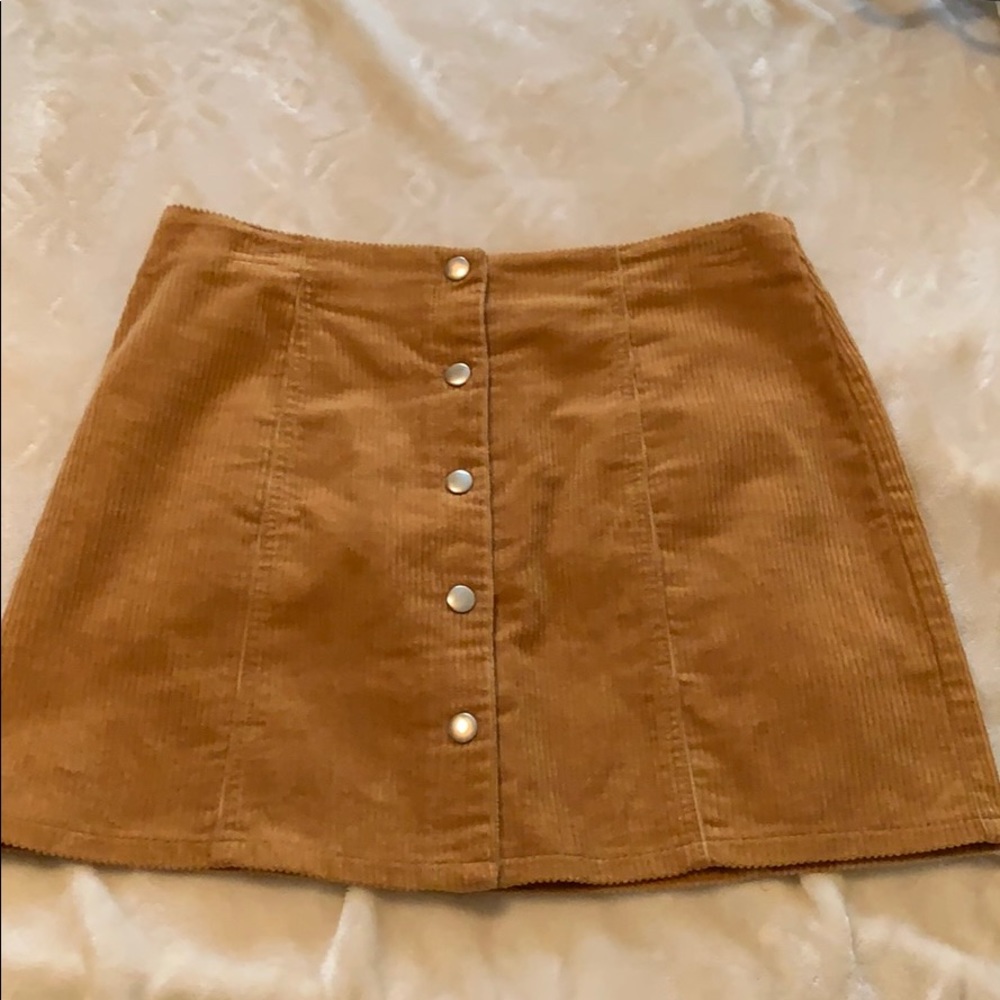 Brown skirt